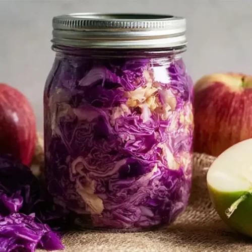 Gingery Apple Cabbage Sauerkraut: 4 Quick Tips 2 A close-up of gingery apple cabbage sauerkraut