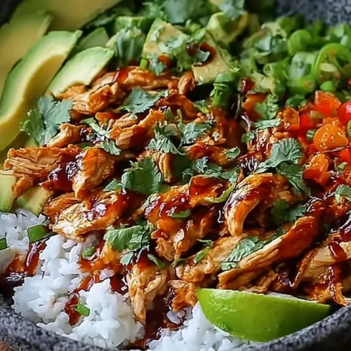Honey Chipotle Chicken Bowls: Our Top 10 Tips 2 A vibrant Honey Chipotle Chicken Bowl, perfectly arranged and ready to serve