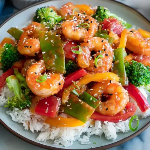 Shrimp and Vegetable Stir Fry: Our Top 8 Secrets 2 A vibrant shrimp and vegetable stir fry dish presented in a bowl.