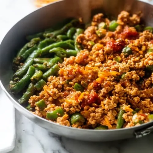 Low Fat Ground Turkey Meal Prep: Why 4 is the Magic #! 2 Various low fat ground turkey meal prep containers perfectly portioned for the week