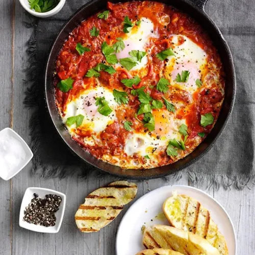 Effortless Breakfast Recipes: 6 Simple Steps to Bliss 2 A vibrant flat lay showcasing various effortless breakfast recipes.