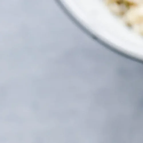 Healthy Breakfast Recipes with Protein: 4 Delicious Dishes 2 A vibrant spread of healthy breakfast recipes rich in protein, featuring eggs and avocado.