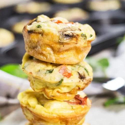 Light and Healthy Morning Meals: 6 Fueling Choices 2 A vibrant spread of light and healthy morning meals featuring fresh fruits and grains.