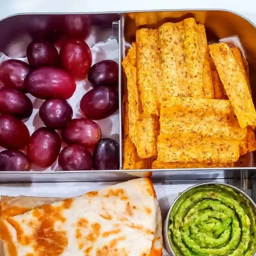 Assorted school lunch ideas for kids, featuring colorful and nutritious foods.