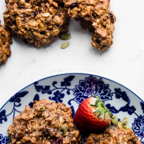 Wholesome Breakfast Ideas: 10 Quick & Easy Recipes 2 A variety of wholesome breakfast ideas laid out on a table, including fruit, oats, and eggs.